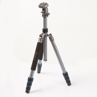 Trípode Nest NT-6264AK (Alt 150 cms) c/estuche