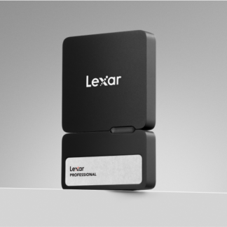 Lexar® Professional 1TB Go Portable SSD with Hub BLACK